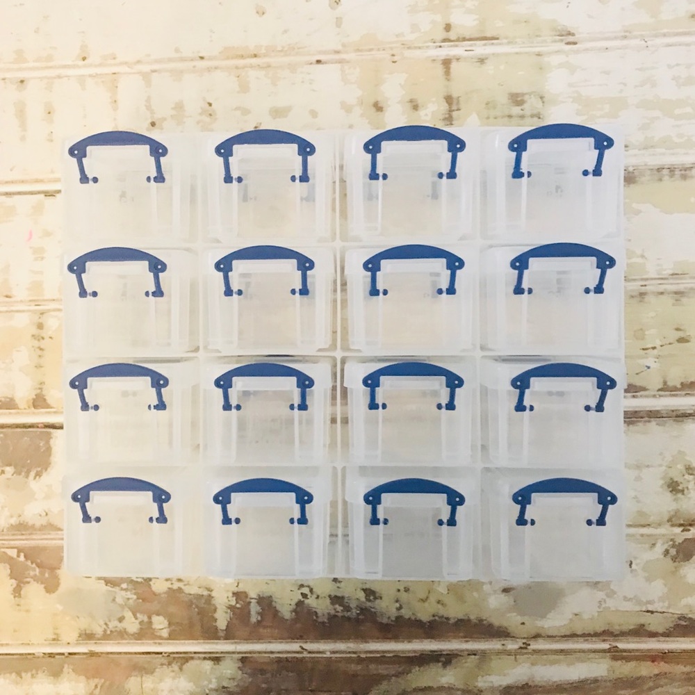 16 count organizing mini bins